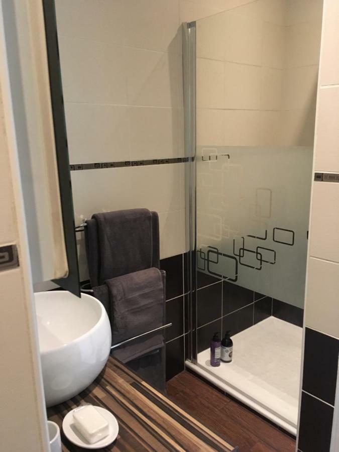 Cosy One-Bedroom Apartment -Stayinantibes- Le Cosy Eksteriør bilde